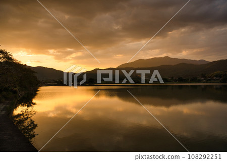 Evening view of Hirosawaike Evening view of Hirosawaike 108292251