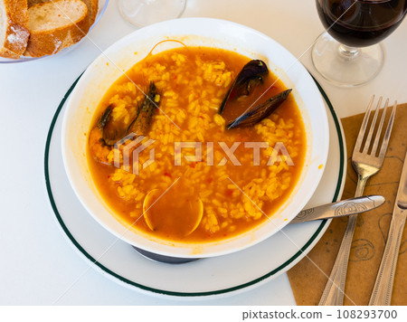 Seafood rice broth Seafood rice broth 108293700