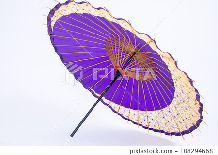 可用於新年、七五三、成年儀式圖像的日本雨傘 108294668