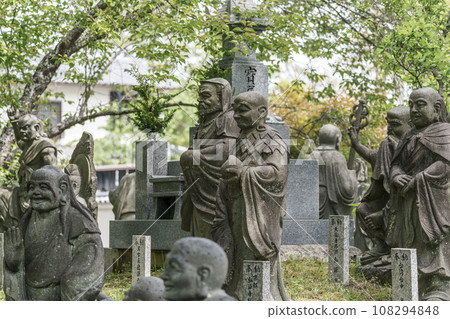 眾多羅漢雕像（嵐山羅漢） 108294848