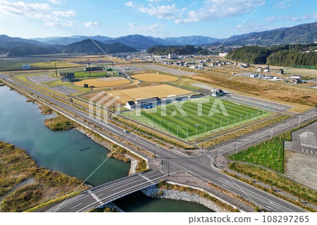 陸前高田市足球場 高田松原體育公園 東日本大地震3.11重建 陸前高田市足球場 高田松原體育公園 東日本大地震3.11重建 108297265