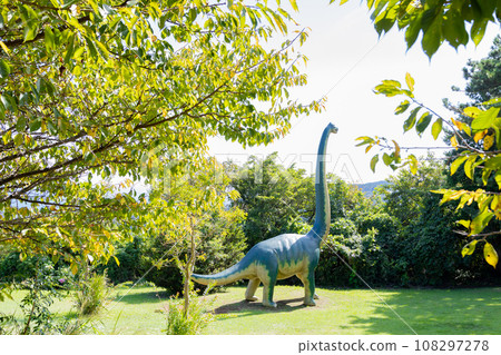 A dinosaur park perfect for the Year of the Dragon, Shizuoka Prefecture 108297278