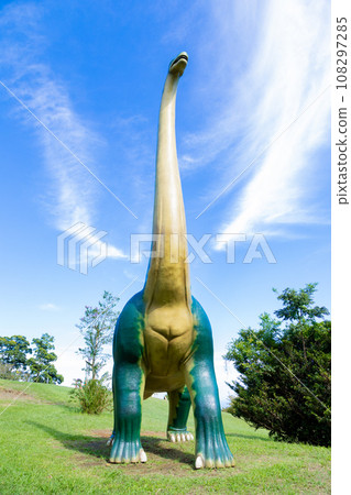 A dinosaur park perfect for the Year of the Dragon, Shizuoka Prefecture 108297285