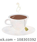 熱氣騰騰的手繪紅茶插圖（白杯、茶托和茶包） 108303392