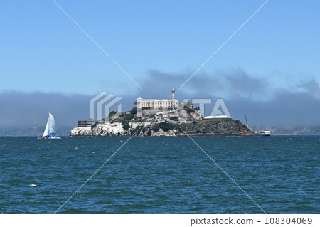 Alcatraz Island and Prision in San Francisco, USA. 108304069