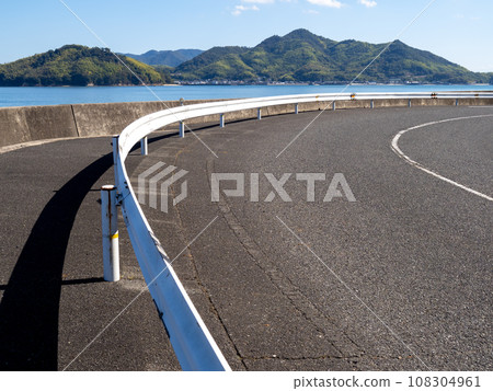 Sakijima seaside road (Hiroshima Prefectural Route 361 Sakijima Line). 108304961