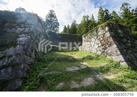 岩村城遺址的石垣 108305756