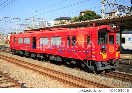 JR九州多功能檢查車「BIG EYE」(BE220) JR九州多功能檢查車「BIG EYE」(BE220) 108305946