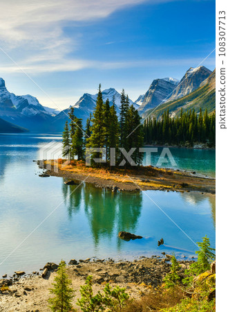 Beautiful Spirit Island in Maligne Lake, Jasper National Park, Alberta, Canada 108307713