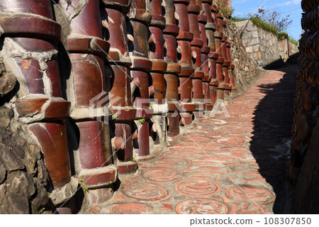 Dokanzaka on the pottery promenade Dokanzaka on the pottery promenade 108307850