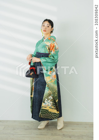 Hakama furisode 108309842