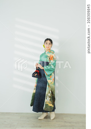 Hakama furisode 108309845