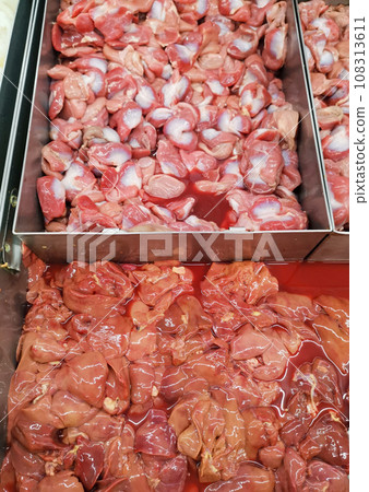 Internal chicken organs Internal chicken organs 108313611