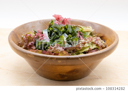 木碗裡的海藻沙拉 108314282