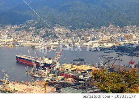 [Hiroshima Prefecture] View of Sukojima from the array (Maritime Self-Defense Force/Fleet) 108315177