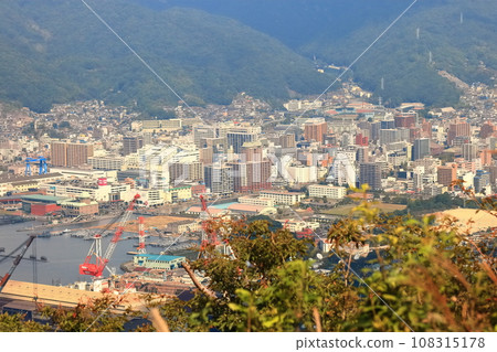 [Hiroshima Prefecture] View of Sukojima from the array (Maritime Self-Defense Force/Fleet) 108315178