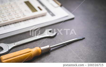 calculator, tool, utensil 108316715