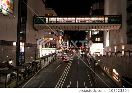 從JR町田站看到的原町田大道 從JR町田站看到的原町田大道 108323294