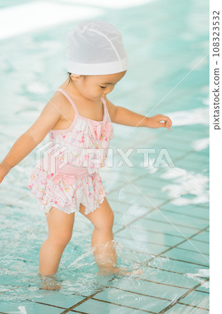 Baby swimming Baby swimming 108323532