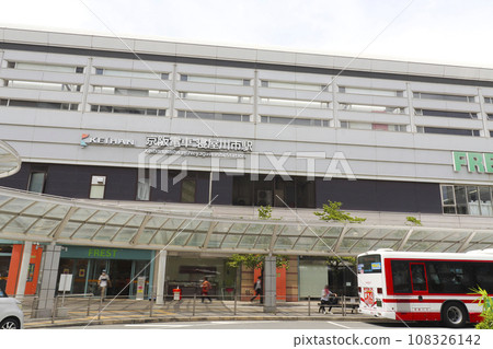 Neyagawa City Station/Sayako-cho, Neyagawa City, Osaka Prefecture 108326142