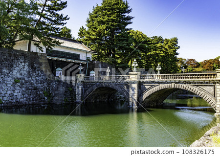 Tokyo Imperial Palace Outer Garden, Imperial Palace Main Gate Ishibashi (Meganebashi), Chiyoda-ku, Tokyo Tokyo Imperial Palace Outer Garden, Imperial Palace Main Gate Ishibashi (Meganebashi), Chiyoda-ku, Tokyo 108326175