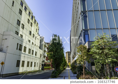 Tokyo Kojimachi Hanzomon Hospital and Kojimachi Sumitomo Daini Building Chiyoda-ku, Tokyo Tokyo Kojimachi Hanzomon Hospital and Kojimachi Sumitomo Daini Building Chiyoda-ku, Tokyo 108327746
