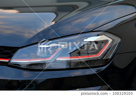 汽車前大燈 汽車前大燈 108329103