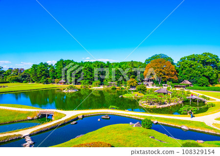 View of Korakuen, one of the three most famous gardens in Japan View of Korakuen, one of the three most famous gardens in Japan 108329154