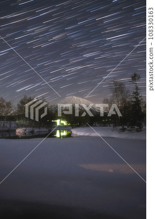 shooting star shooting star 108330163