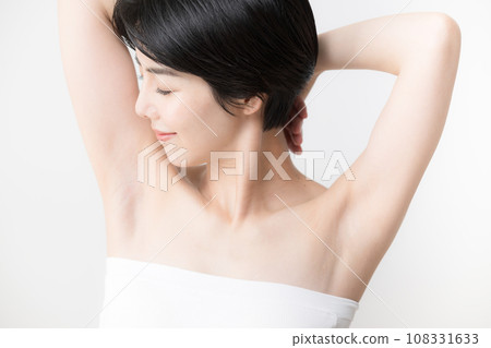 Image of underarm hair removal, beauty salon and beauty care for Asian women Image of underarm hair removal, beauty salon and beauty care for Asian women 108331633