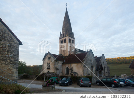 Ancient church in Bligny-sur-Ouche, France 108332231