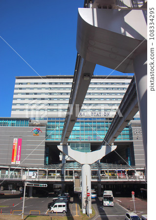 JR Kokura Station and monorail under the blue sky 108334295