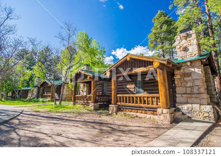 Grand Canyon North Rim "Grand Canyon Lodge Cabin" 108337121
