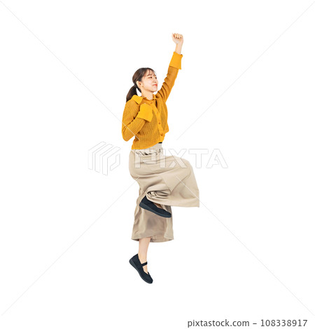 PNG穿著休閒裝的女人跳躍剪貼畫背景透明照片 PNG穿著休閒裝的女人跳躍剪貼畫背景透明照片 108338917