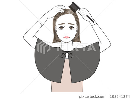 一個女人自己染白髮,一臉艱難 一個女人自己染白髮,一臉艱難 108341274