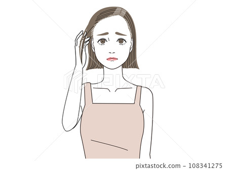 一位女士的灰白頭髮從根部長出來，表情困擾 108341275