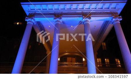 夏威夷莫阿納衝浪者夜景 108341597