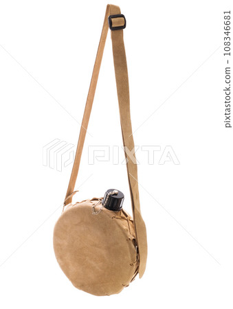 Portable round alcohol hip flask 108346681