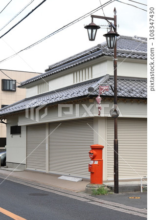 Chiba Narita Scenery with a round mailbox (Yamada-ya Shoten) 108347430
