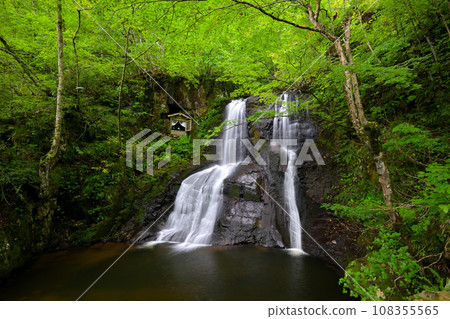 Utsue 48 Falls Upper Falls (Kokufu Town, Takayama City, Gifu Prefecture) 108355565