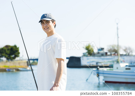 一個享受釣魚嗜好的男人 108355784