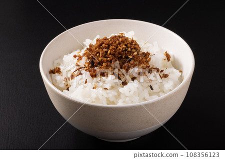 岡卡昆布香松 岡卡昆布香松 108356123