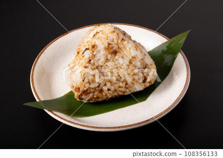 岡卡海帶飯糰 108356133