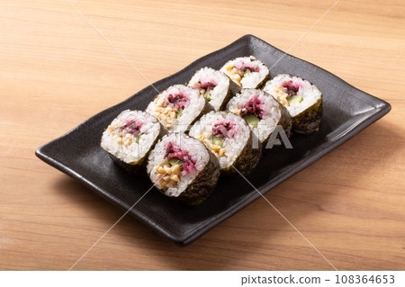 Plum natto roll Plum natto roll 108364653