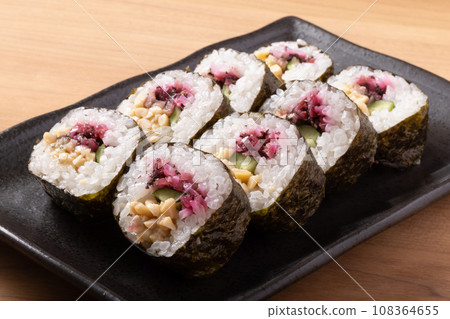Plum natto roll Plum natto roll 108364655