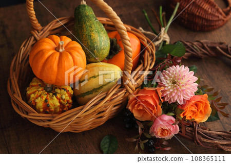 Halloween Arrangement Halloween Arrangement 108365111