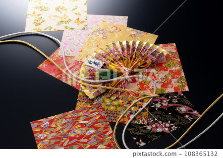 Fan and Chiyogami 108365132