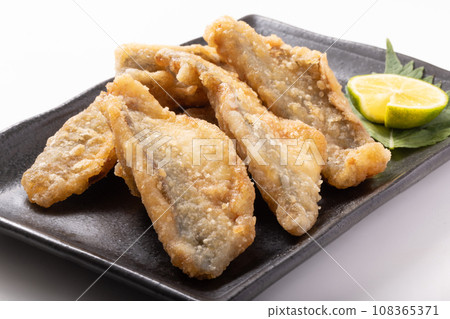 Horse mackerel (horse mackerel) fried tatsuta 108365371
