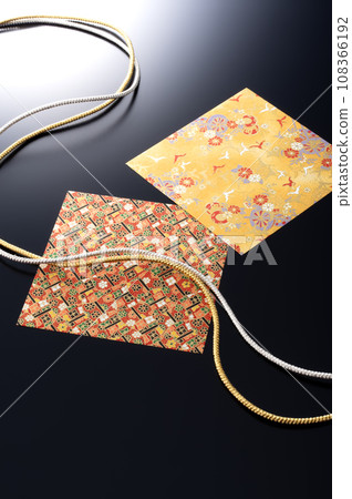 Kumihimo and Chiyogami 108366192