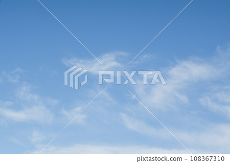 秋天的藍天白雲清爽 108367310